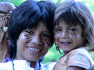 Madre e hija  gUARANI